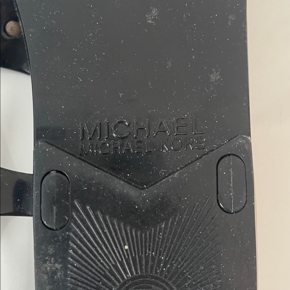 Michael Kors sandals - Picture 2 of 3